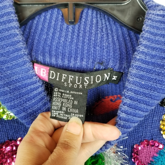 Ugly Christmas Sweater - Picture 8 of 10